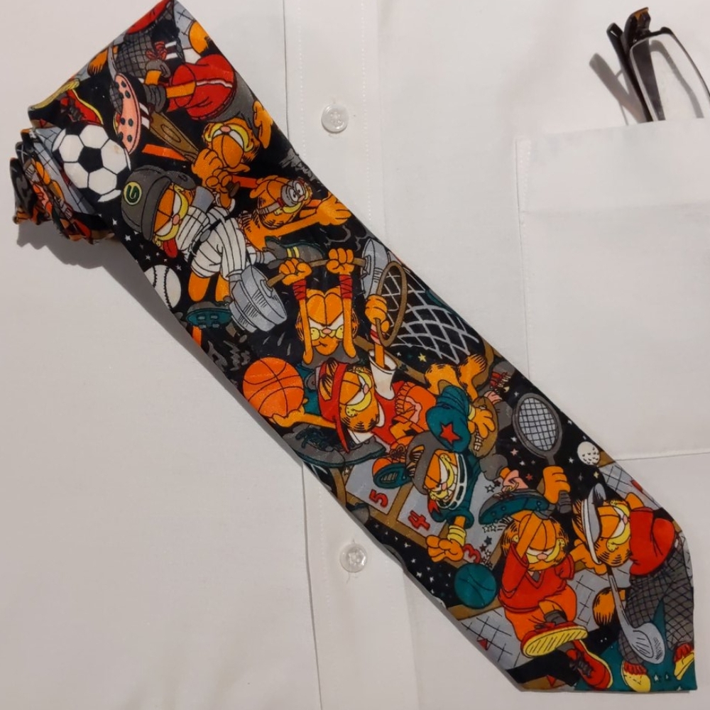 Garfield Sports Tie, 3.5" x 58"
